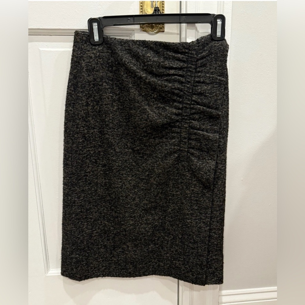 Louis Vuitton Fall 2006 Runway Gray Cashmere Skirt - Picture 3 of 5